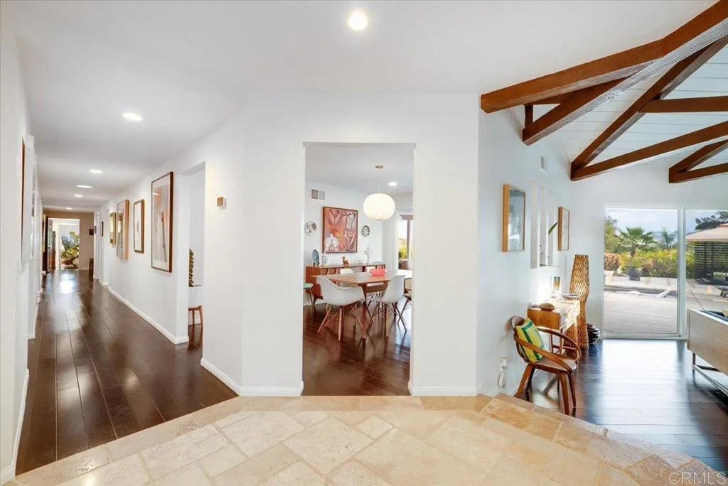 https://cdn.realtyfeed.com/cdn/127/306664260/56c544110524833131c5d7a3a9fb23ac.webp