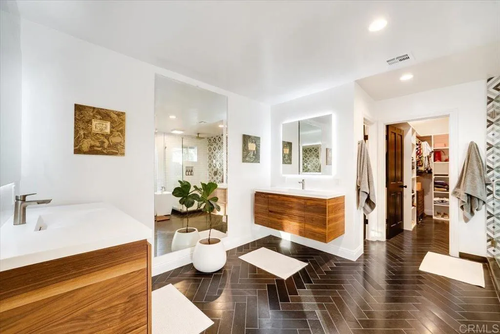https://cdn.realtyfeed.com/cdn/127/306664260/7267704166dbf0d957eb467dcaea3c99.webp