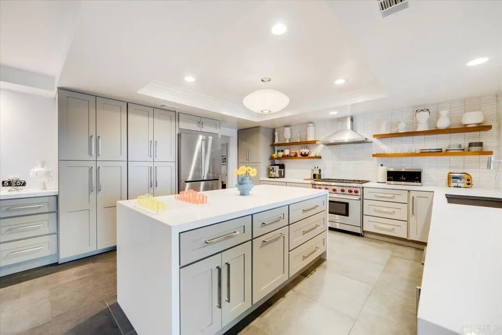 https://cdn.realtyfeed.com/cdn/127/306664260/921be416f523d400c097872b05fcc287.webp