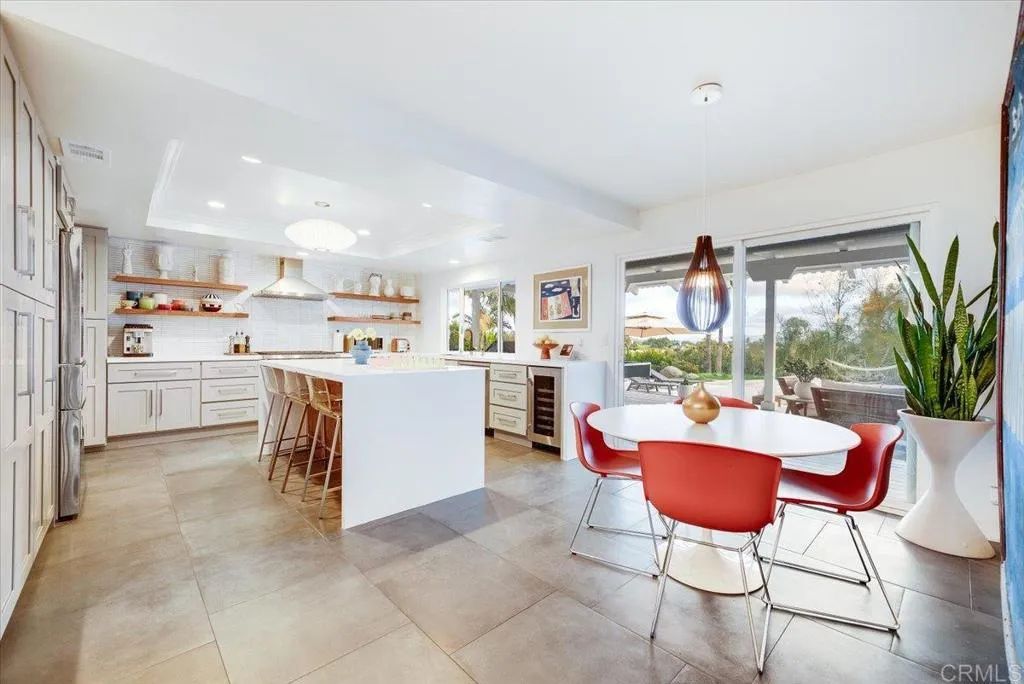 https://cdn.realtyfeed.com/cdn/127/306664260/e6a6c36f52be09a92aa48d84420224d5.webp