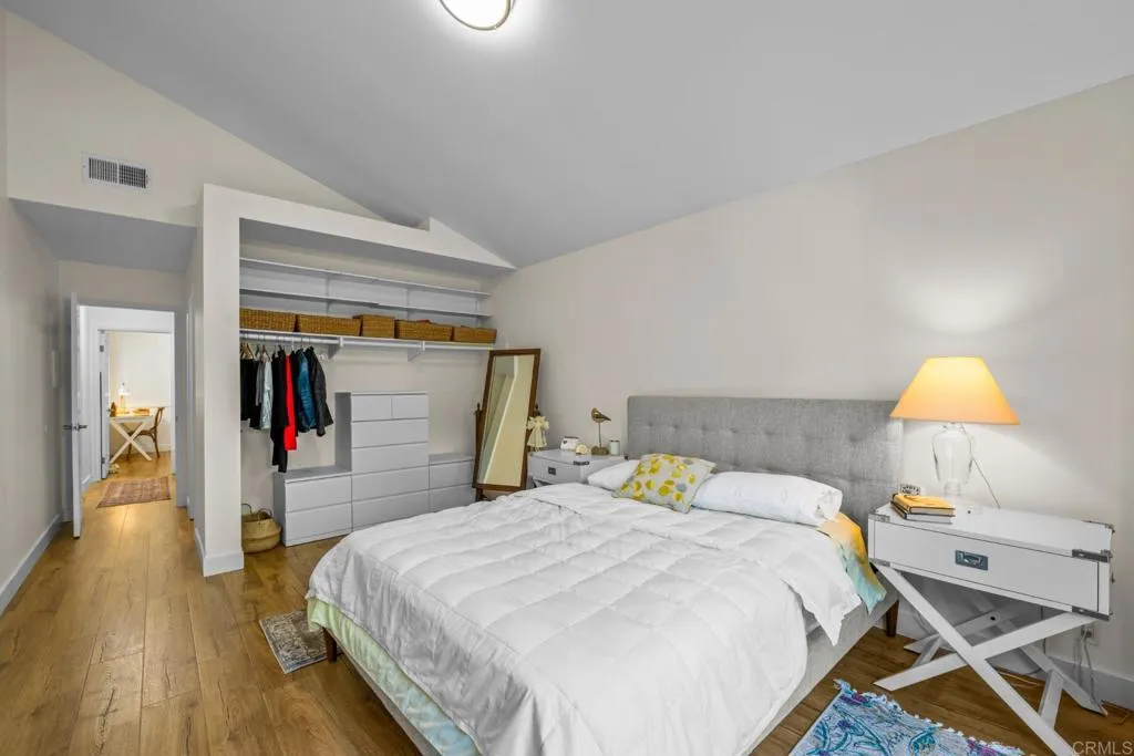 https://cdn.realtyfeed.com/cdn/127/306664266/51a2b5a03925bbab59e048964a4765f0.webp
