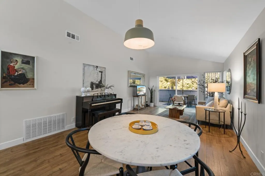 https://cdn.realtyfeed.com/cdn/127/306664266/89561dc3c22ccf7184758e151d644b15.webp