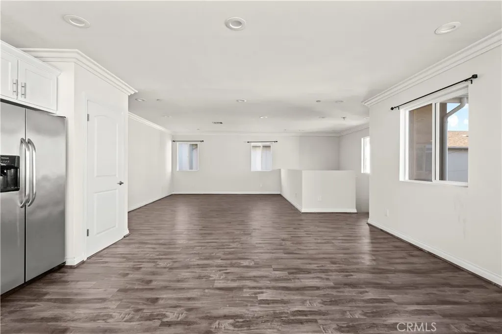 4814 Saturn, Los Angeles, CA, 90019