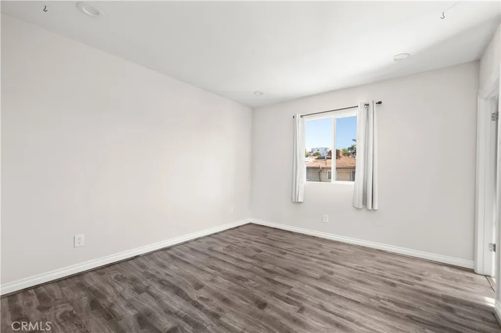 4818 Saturn, Los Angeles, CA, 90019