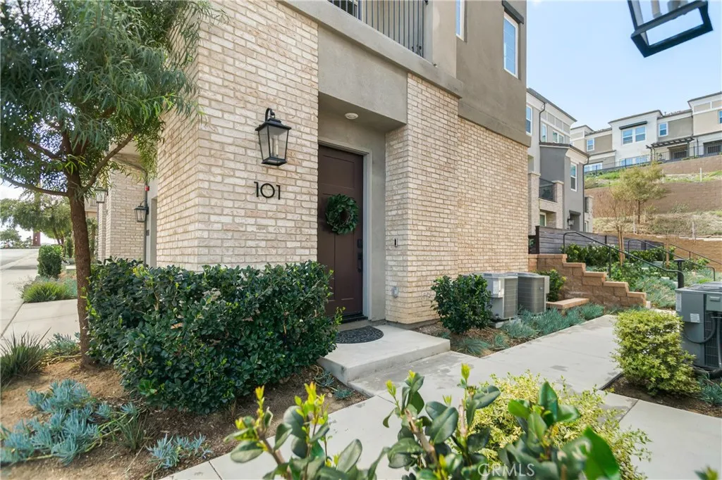 https://cdn.realtyfeed.com/cdn/127/306664336/f92411d2d50103ea7ae7dd8db8cb4be9.webp