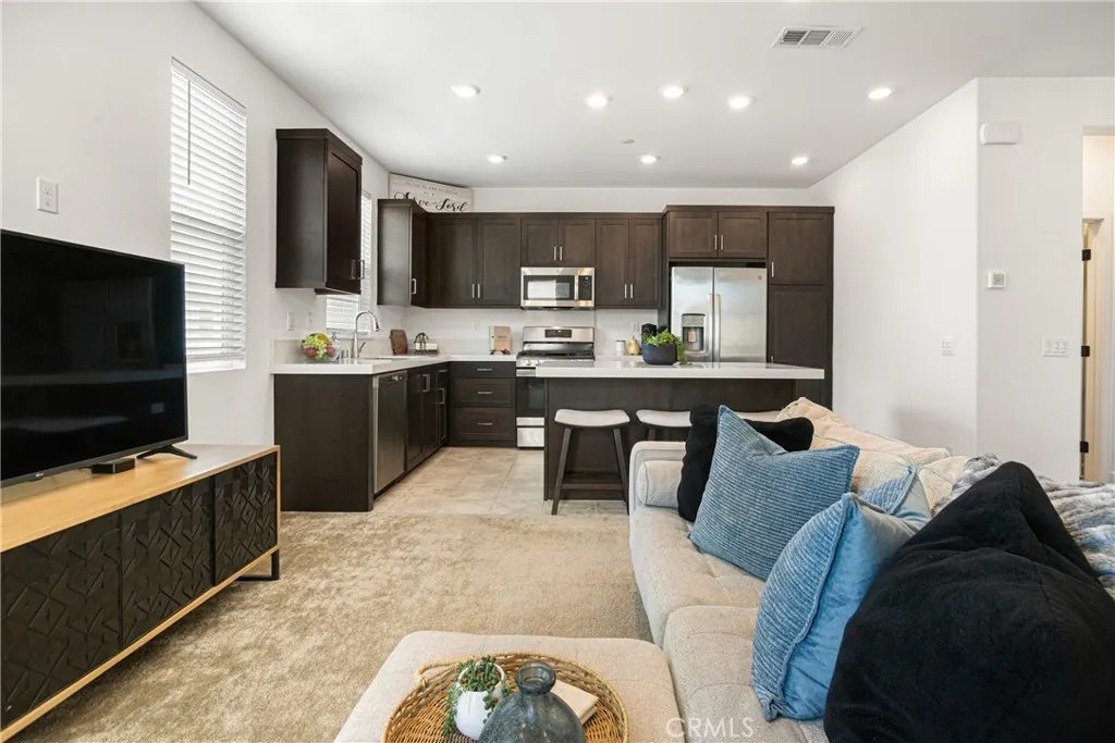 Photo #7: PW26053794 Listing: Photo #7