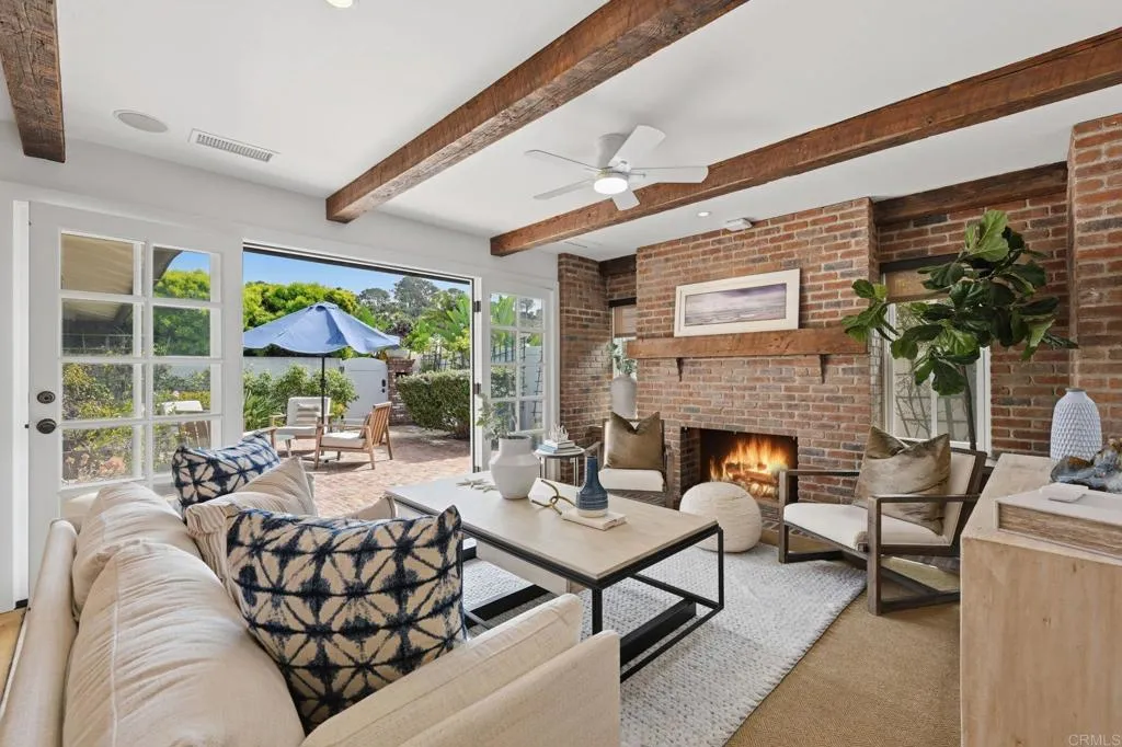 https://cdn.realtyfeed.com/cdn/127/306664357/098b89c6f100678634022bbfc647d94d.webp
