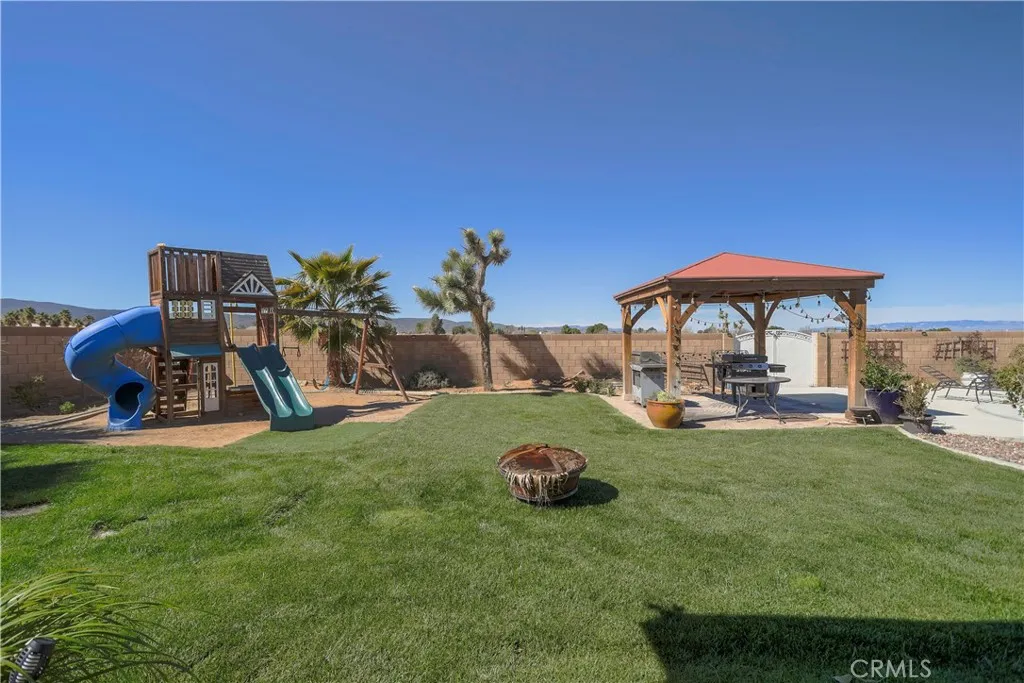 42561 25th, Lancaster, CA, 93536