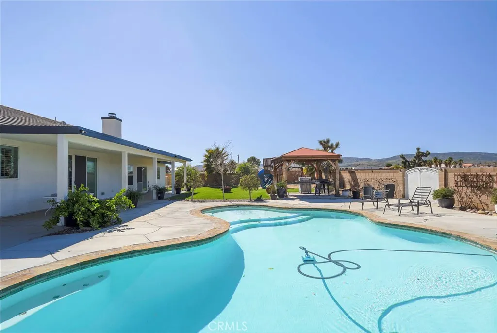 42561 25th, Lancaster, CA, 93536
