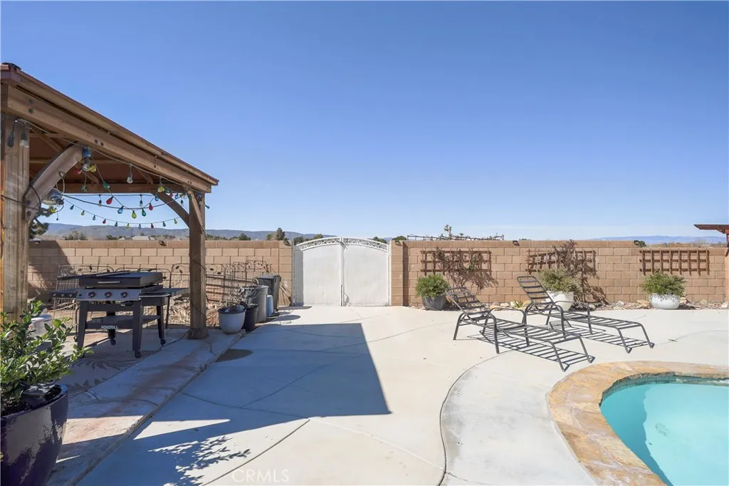 42561 25th, Lancaster, CA, 93536