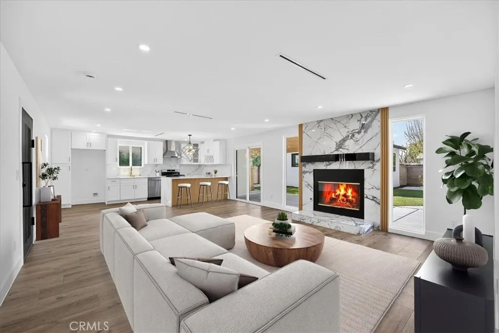 West Hills, CA 91307