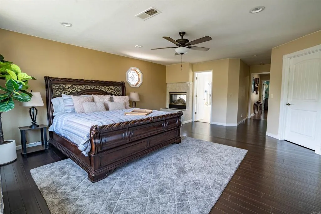 https://cdn.realtyfeed.com/cdn/127/306664447/63d1184347428175bdacf40410a1f531.webp