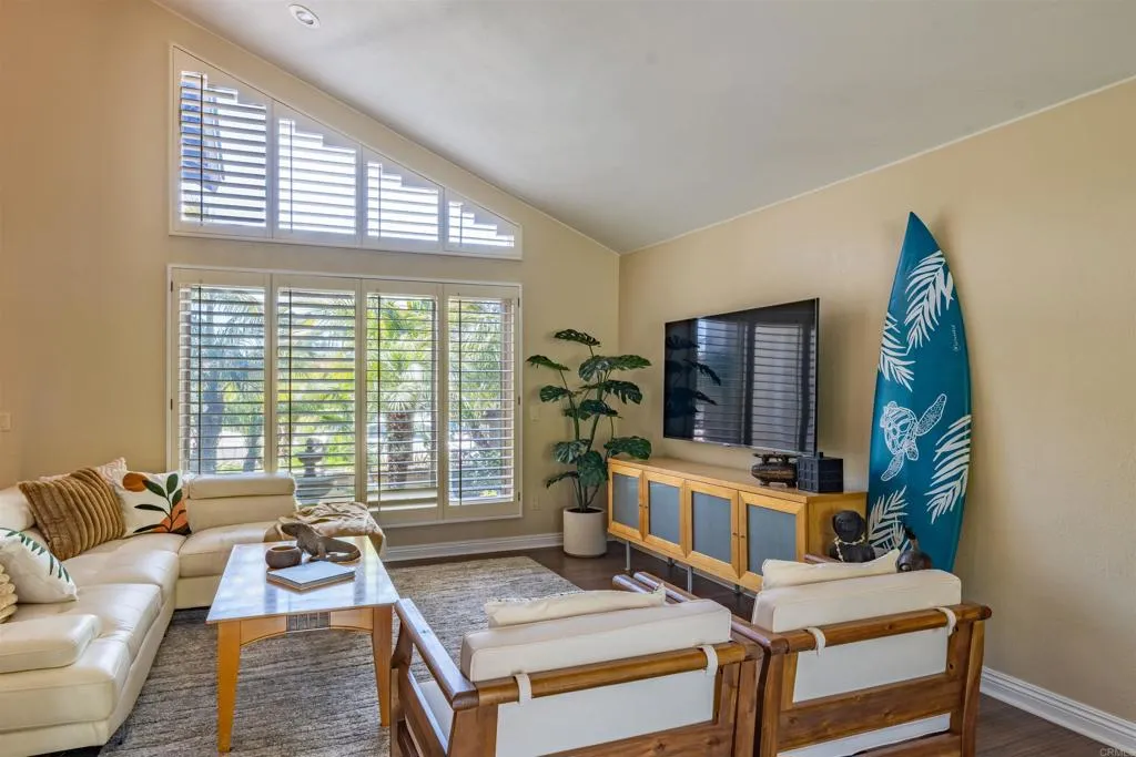 https://cdn.realtyfeed.com/cdn/127/306664447/e13fdb1064175e6596b3c13e27ef7873.webp
