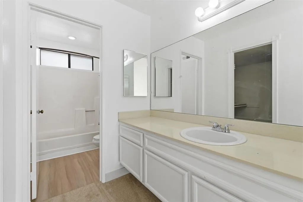 https://cdn.realtyfeed.com/cdn/127/306664456/3c594282d5e1ce870d765e34183c9828.webp