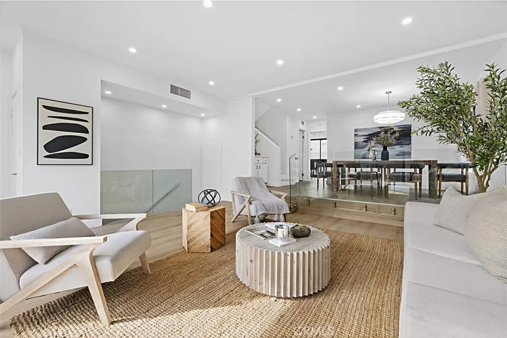 Studio City, CA 91604