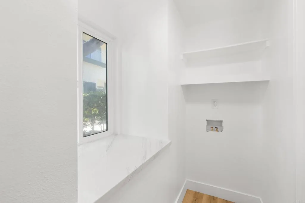 https://cdn.realtyfeed.com/cdn/127/306664498/f65a2097c637ab0c13d7886c2ba84c49.webp