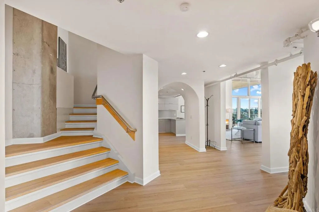 550 Seagaze Drive UNIT 29, Oceanside, CA, 92054