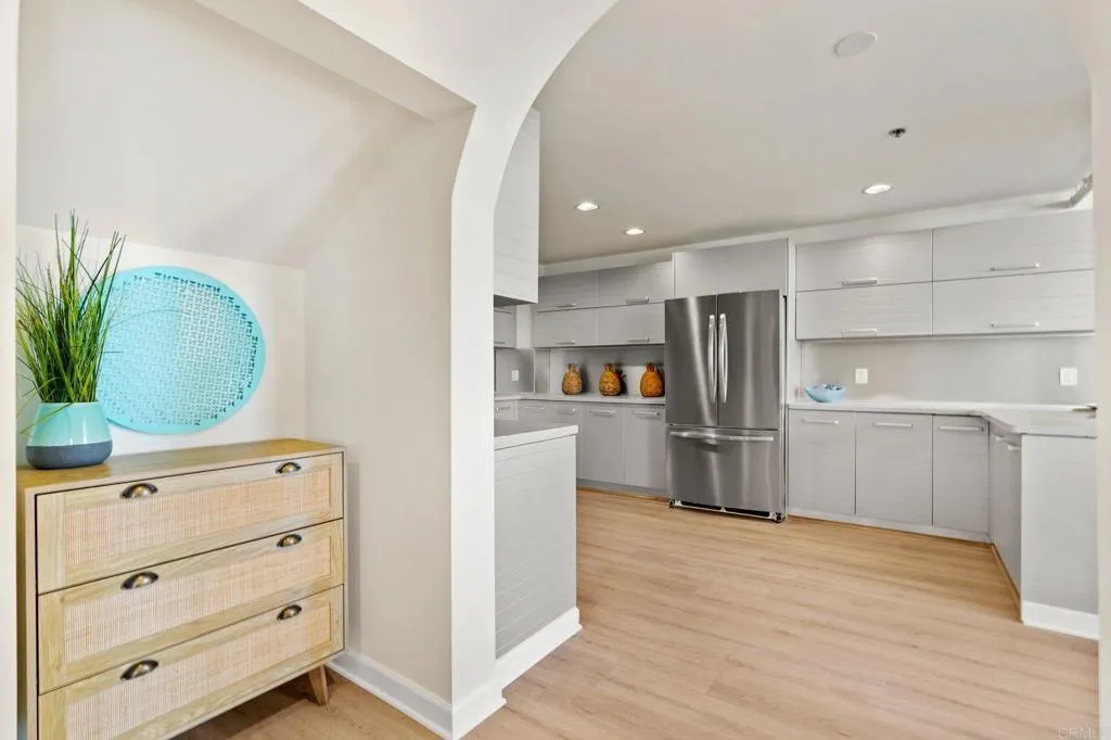 550 Seagaze Drive UNIT 29, Oceanside, CA, 92054