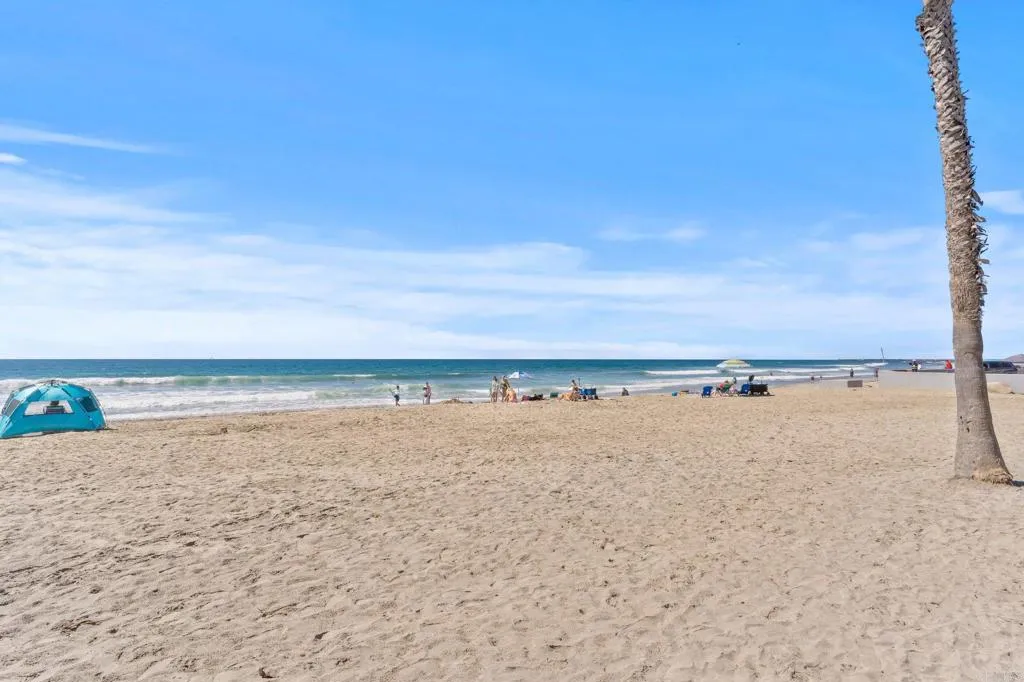 550 Seagaze Drive UNIT 29, Oceanside, CA, 92054