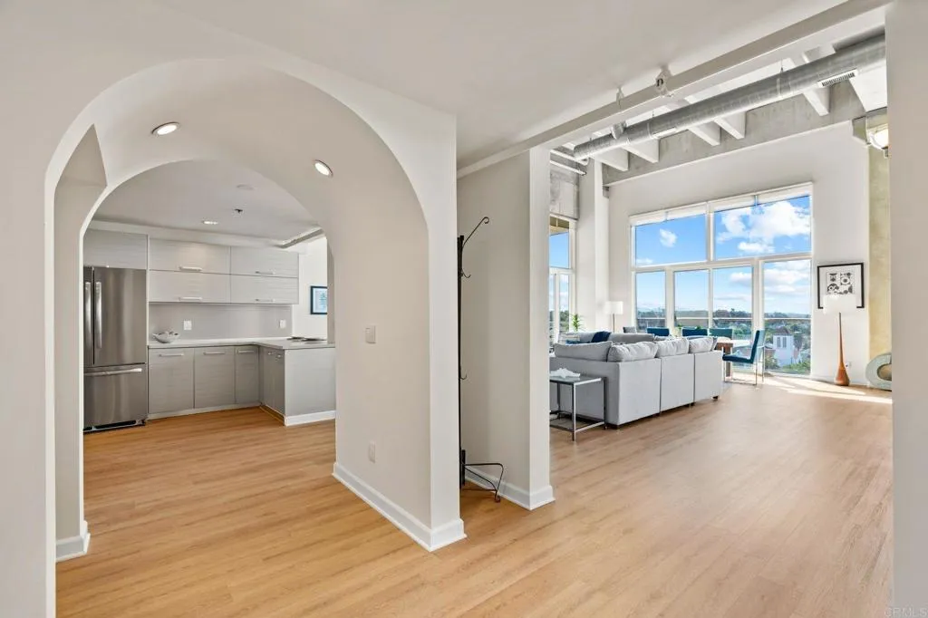 550 Seagaze Drive UNIT 29, Oceanside, CA, 92054