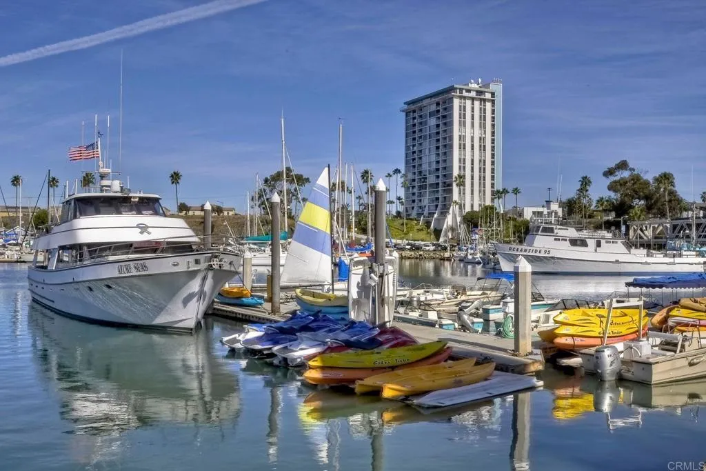 550 Seagaze Drive UNIT 29, Oceanside, CA, 92054