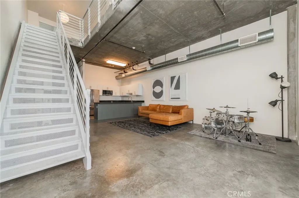 116 S Harbor Boulevard Unit 102, Anaheim, CA 92805 - Photo 2 of 30, Anaheim, CA