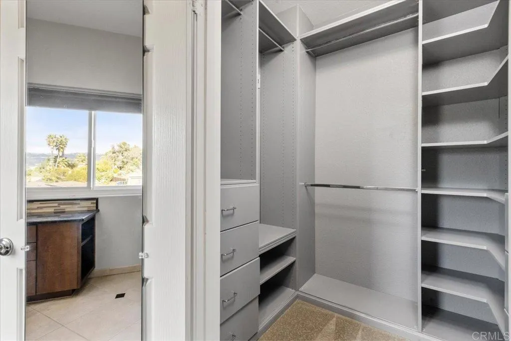 https://cdn.realtyfeed.com/cdn/127/306664542/05654fe44541f1469f10e8c7480f8575.webp
