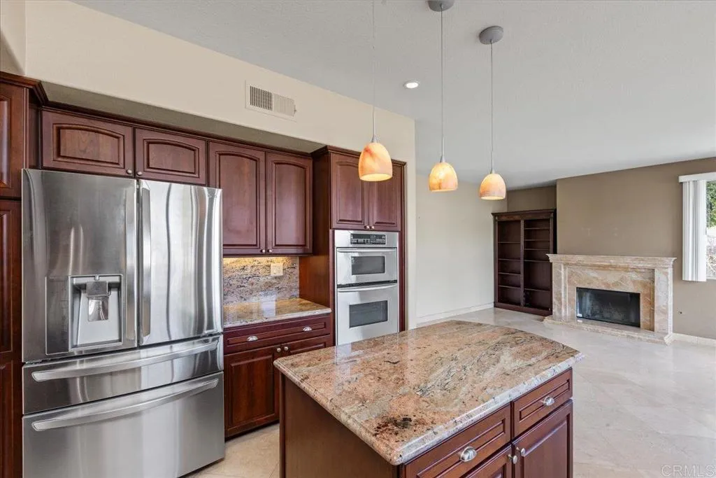 https://cdn.realtyfeed.com/cdn/127/306664542/4ceae6312ec881b5957e8b90703a2fa9.webp