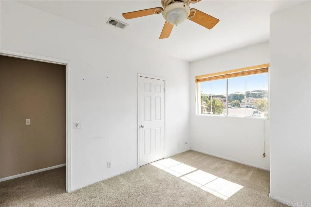 https://cdn.realtyfeed.com/cdn/127/306664542/803a18f91757dedf8a84b9a6105eab85.webp
