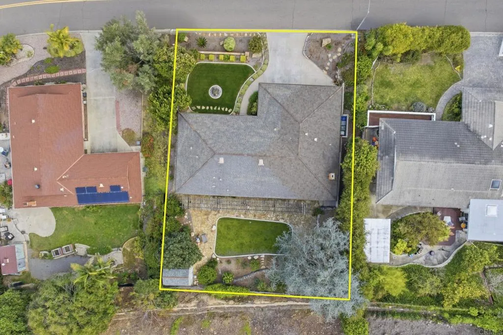 https://cdn.realtyfeed.com/cdn/127/306664596/698448a39487695c2fd225acef101b90.webp