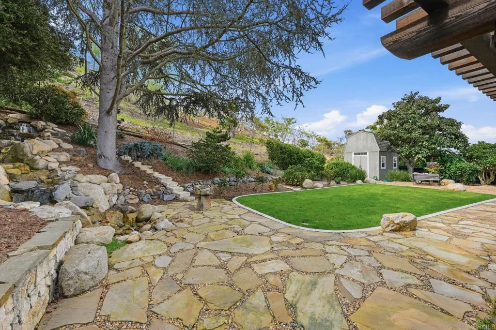 https://cdn.realtyfeed.com/cdn/127/306664596/d378644d5ade84d048a16115b1b32612.webp