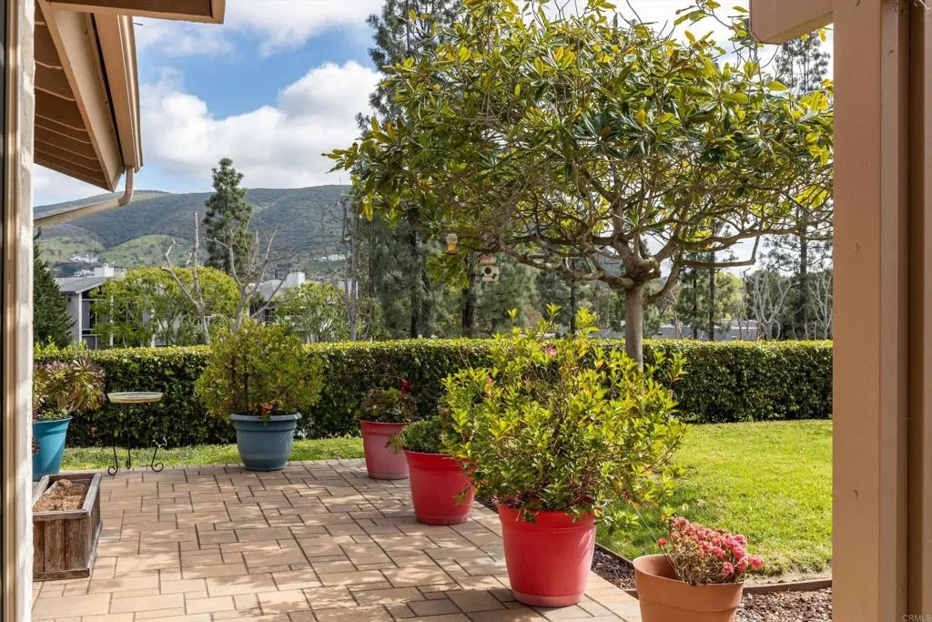 https://cdn.realtyfeed.com/cdn/127/306664619/36d2c0a845cff7d0c085f3d9e1e0dd48.webp