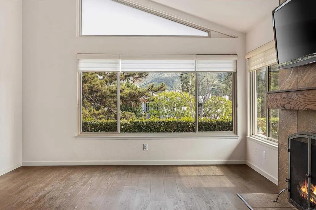 https://cdn.realtyfeed.com/cdn/127/306664619/79b78d95d02b76ae88227109822a014a.webp