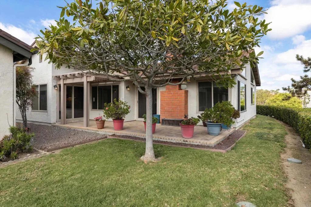 https://cdn.realtyfeed.com/cdn/127/306664619/79d70a86df44e70b9b59c0bfb7b9567f.webp
