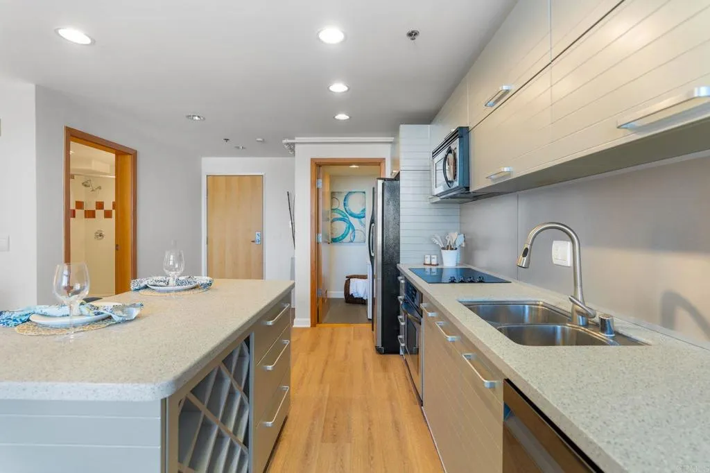 Photo #8: NDP2602358 Listing: Photo #8