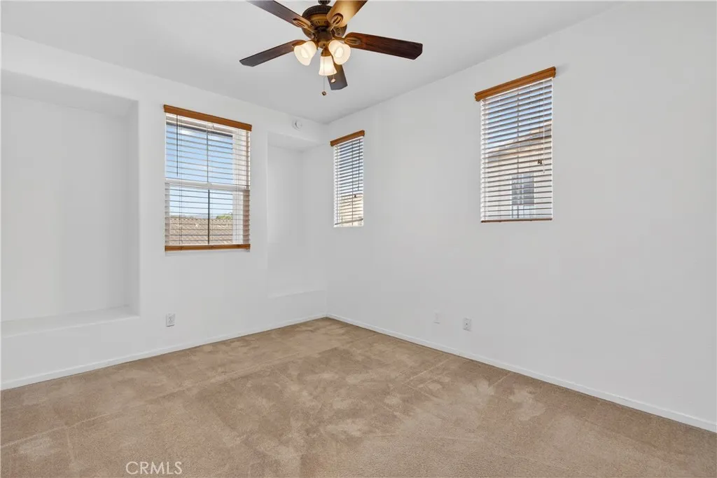 https://cdn.realtyfeed.com/cdn/127/306664705/212d3e0e5bb56ceb828c24a4dbf5d9fb.webp