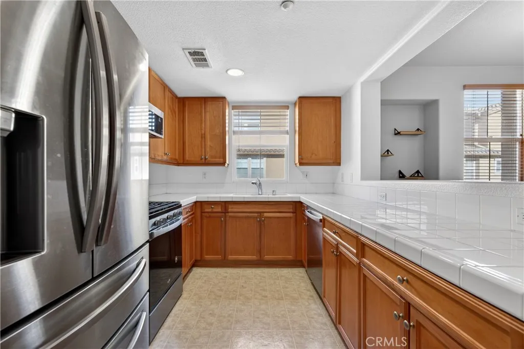 https://cdn.realtyfeed.com/cdn/127/306664705/315cb7c26c2bf422a5dc65abab2795e0.webp
