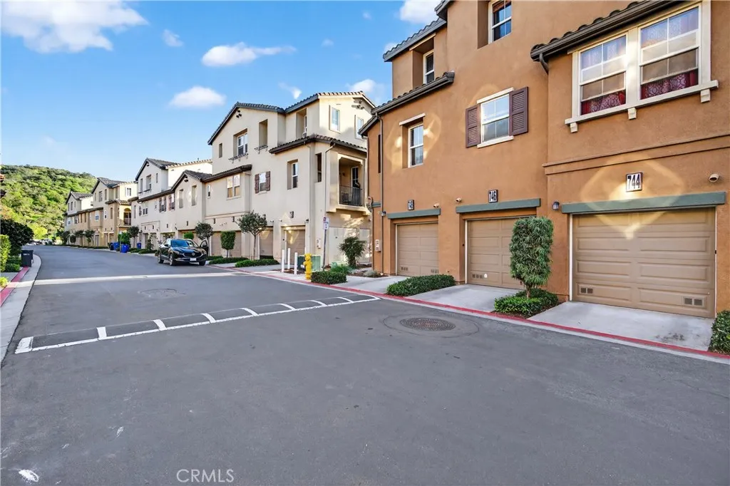 https://cdn.realtyfeed.com/cdn/127/306664705/37f54a26b87b375737c5f566de3430b0.webp