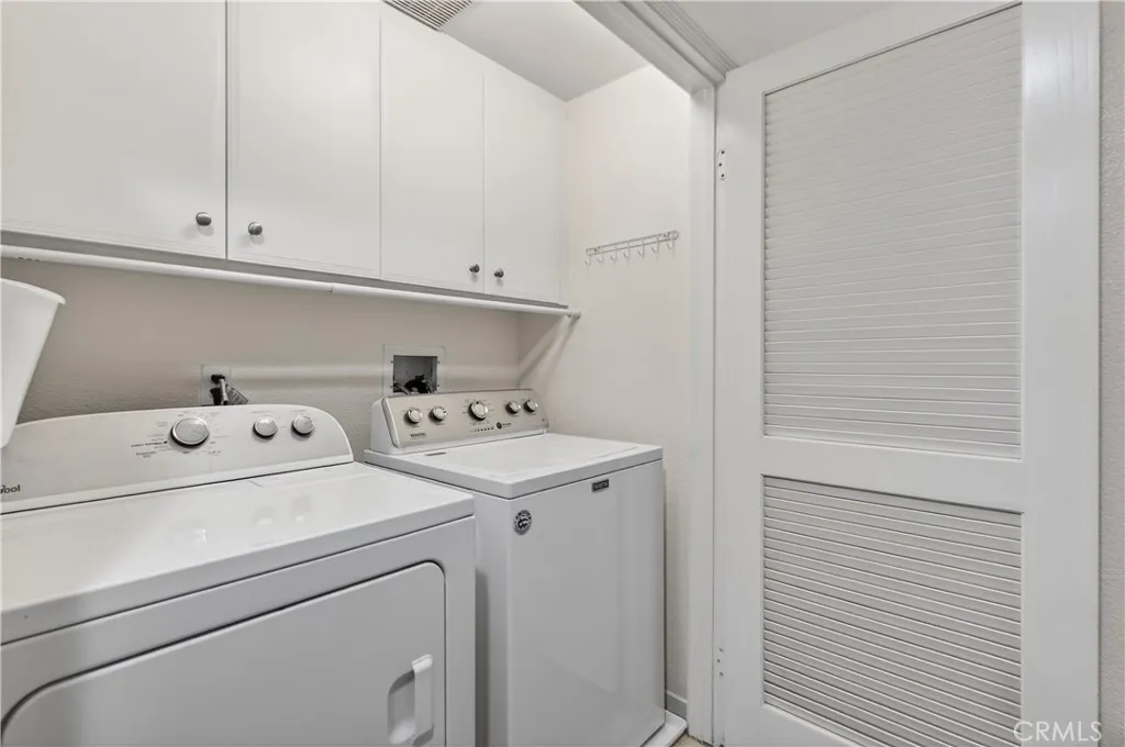 https://cdn.realtyfeed.com/cdn/127/306664705/a6eba42d00fb03b800a91e7709b6c53a.webp