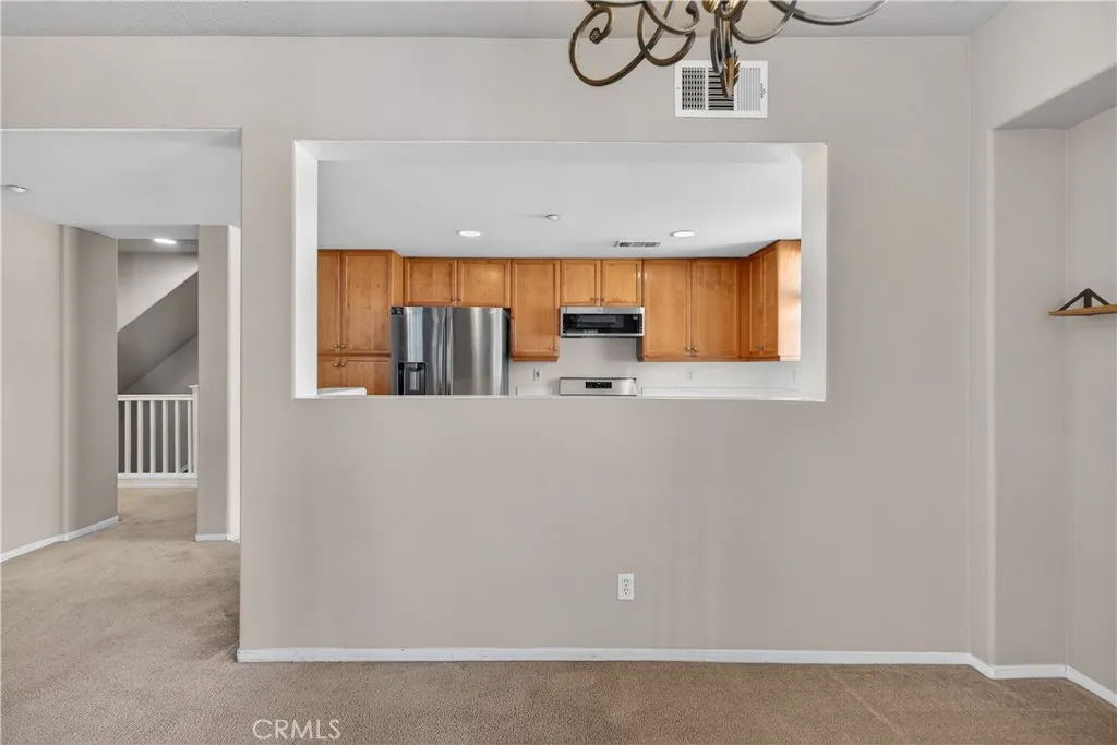 https://cdn.realtyfeed.com/cdn/127/306664705/ade9ecf16d5cb029493734ef99dfee7f.webp