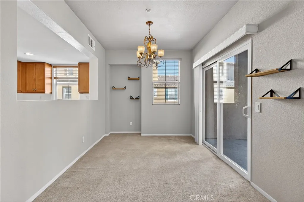 https://cdn.realtyfeed.com/cdn/127/306664705/f0df6b376cb47f95ae5fda2a4c987008.webp