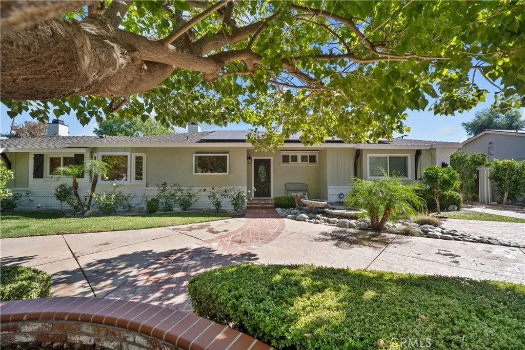 Northridge, CA 91325