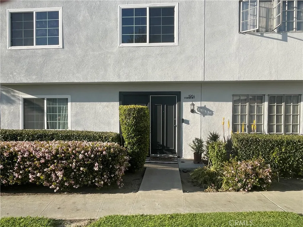Anaheim, CA 92801