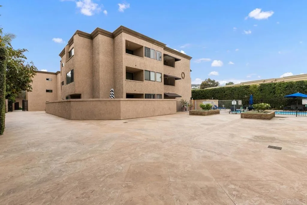 https://cdn.realtyfeed.com/cdn/127/306664949/3318a2d493af6d4cad32026f84a689fb.webp