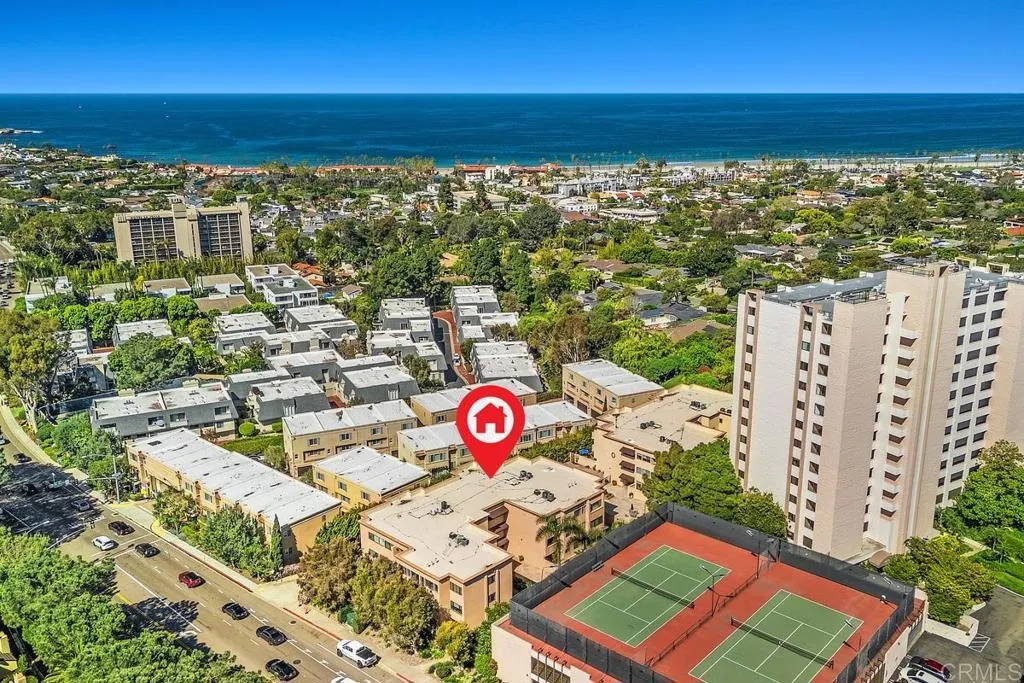 https://cdn.realtyfeed.com/cdn/127/306664949/698f597c24fd0a9120af4bd5b46ba5a9.webp