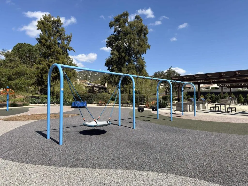 Photo #33: PTP2601925 Listing: Photo #33