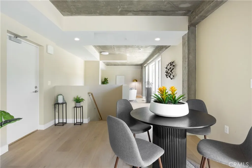380 Cordova Street Unit 105, Pasadena, CA 91101 - Photo 2 of 18, Pasadena, CA