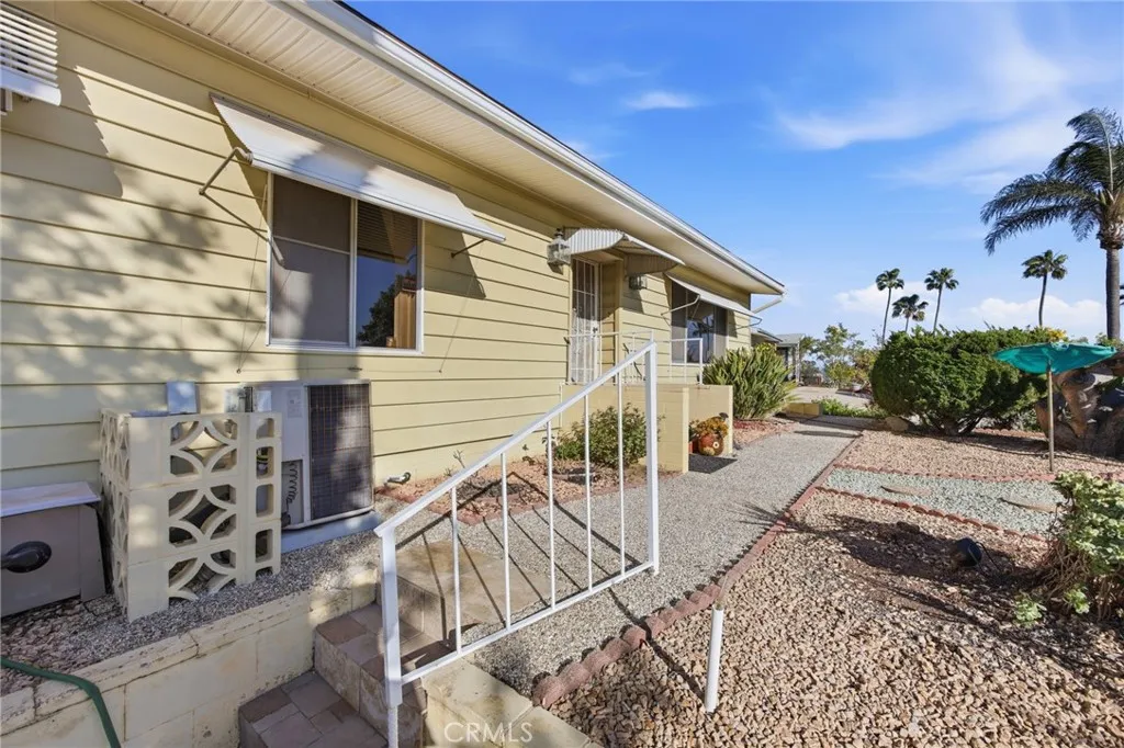 https://cdn.realtyfeed.com/cdn/127/306665183/30c411ca31287720f99e3cb251b5bb5b.webp