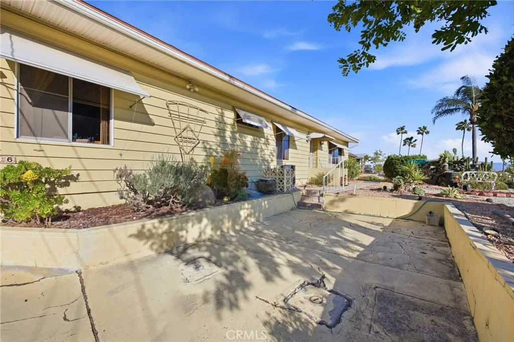 https://cdn.realtyfeed.com/cdn/127/306665183/6c01b20ce6690455e395883f123bd310.webp