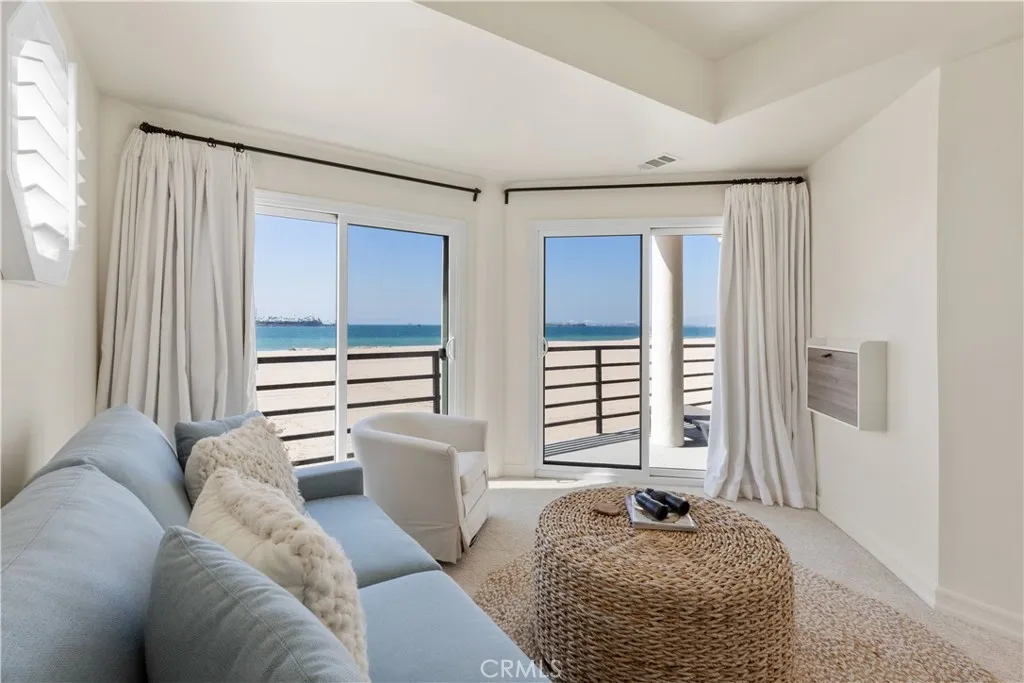 5537 Seaside Walk, Long Beach, CA, 90803